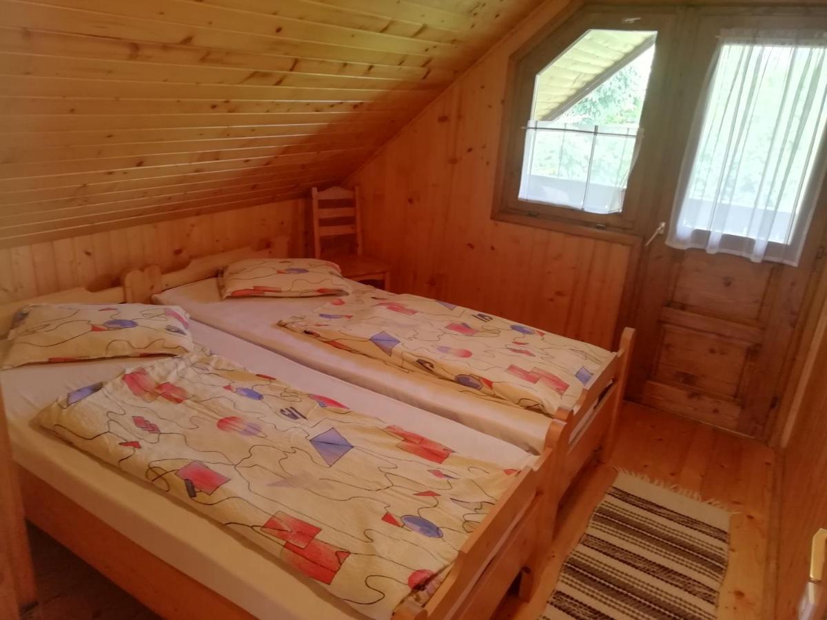 Demeny Vendeghaz Villa Sub Cetate Екстериор снимка